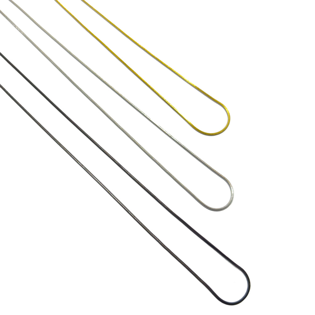 Thin Line Gold Chain Necklace