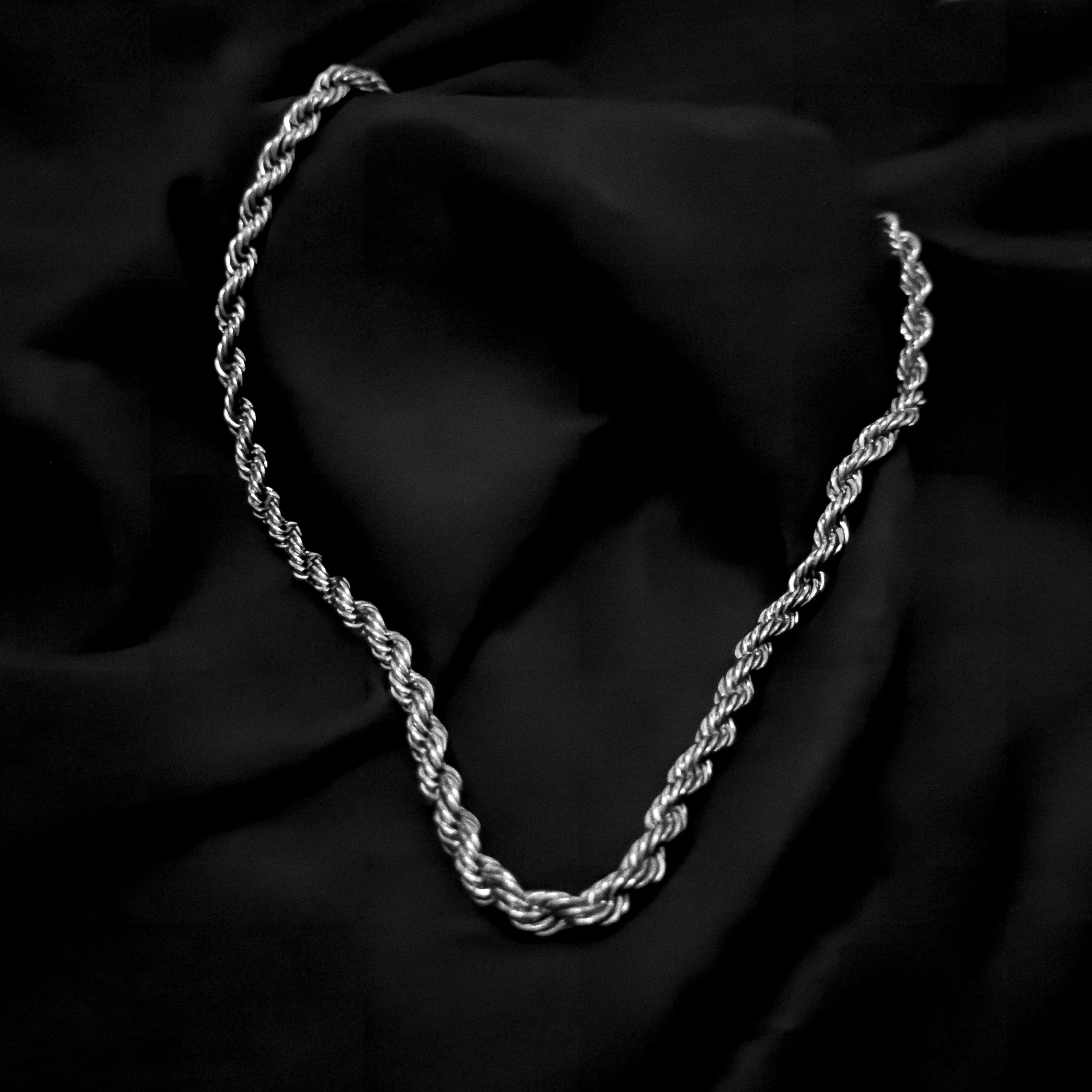 Swirl Rope Chain Necklace
