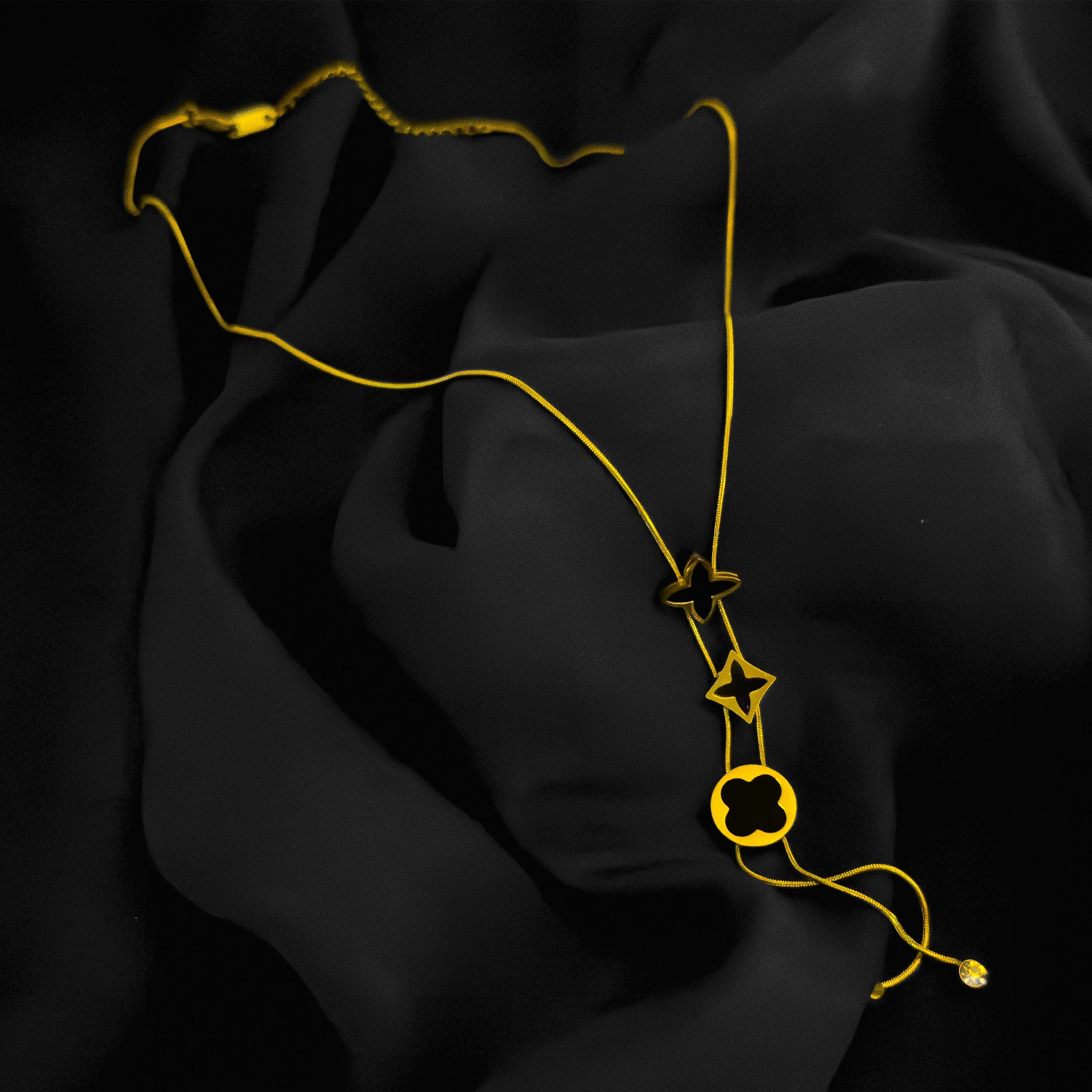 Stellar Clover Chain Necklace