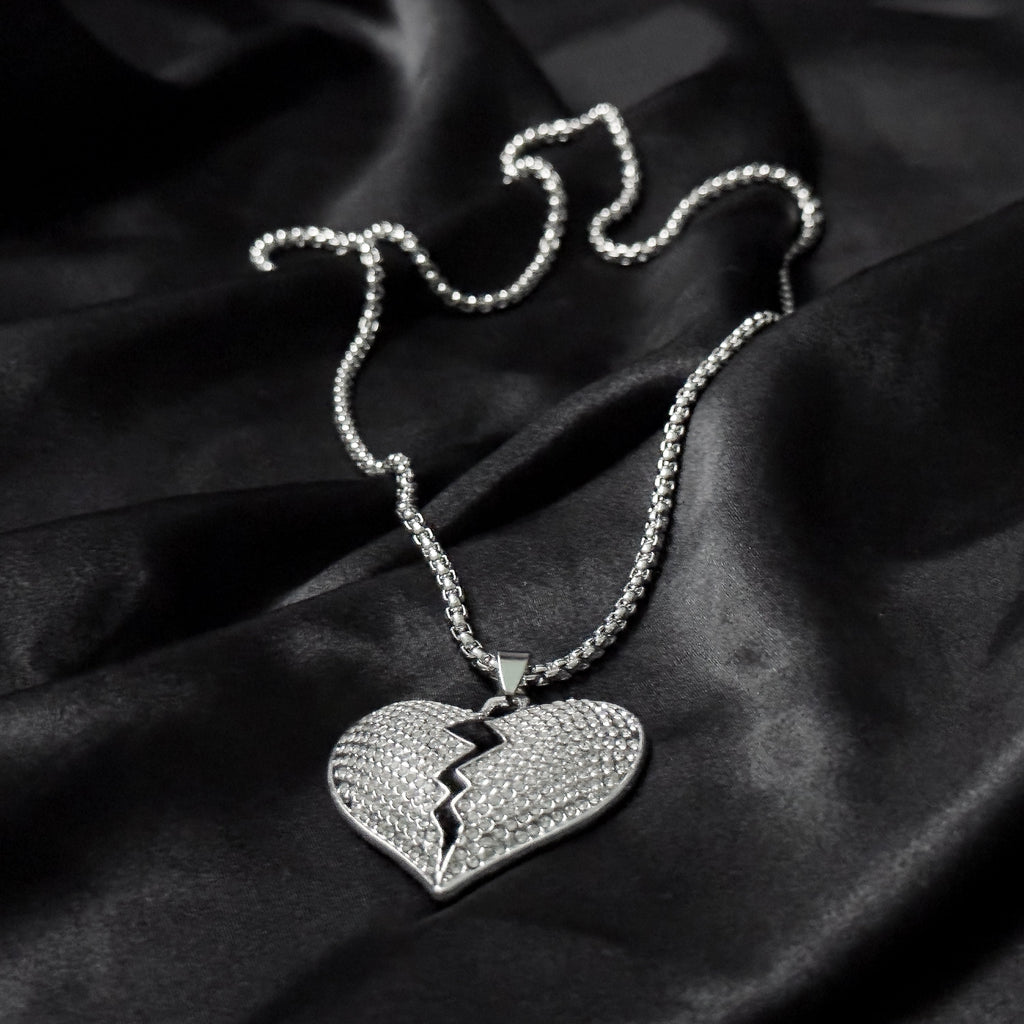 Heart Scar Chain Necklace